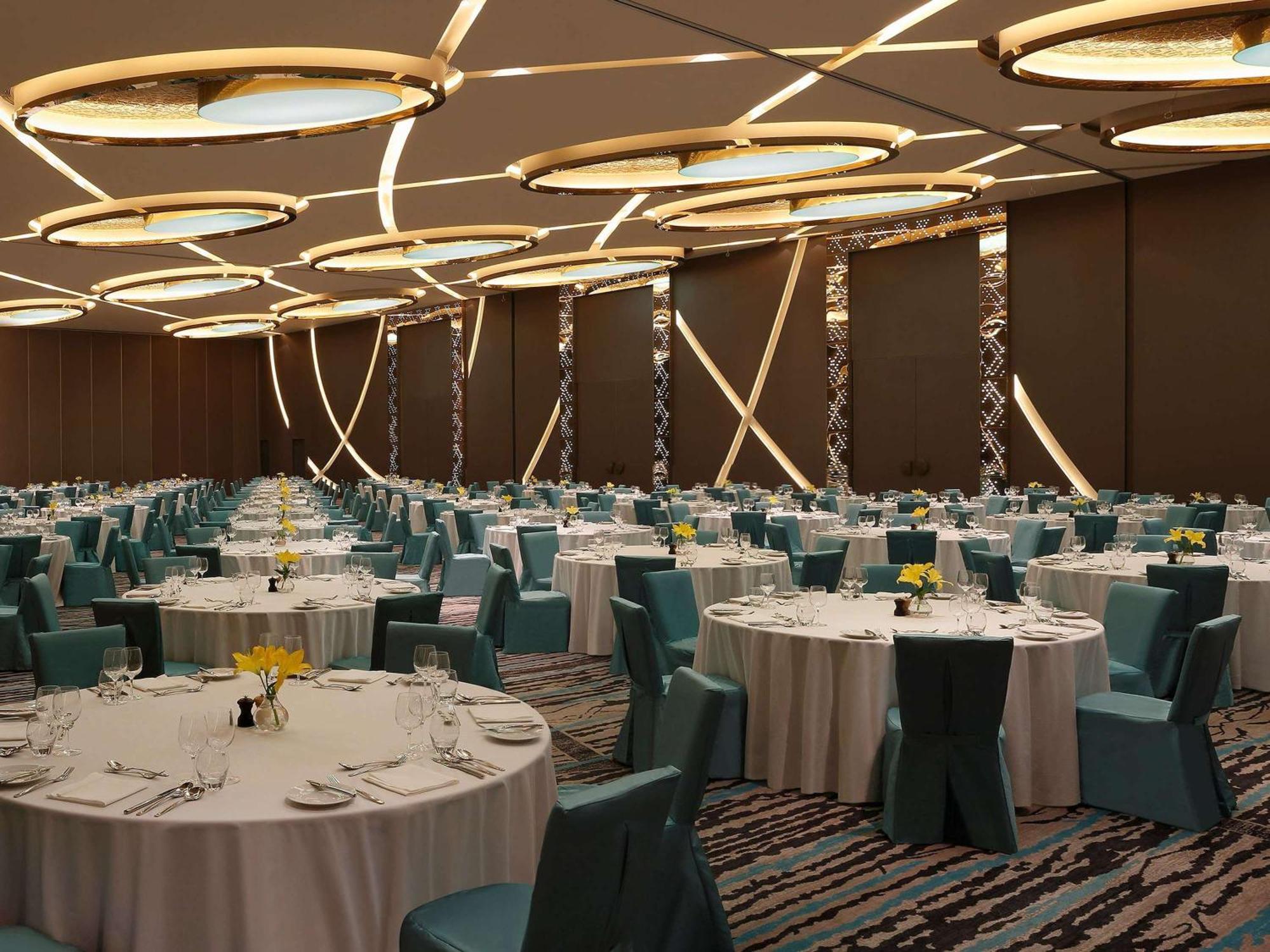 Pullman New Delhi Aerocity Exteriér fotografie The ballroom