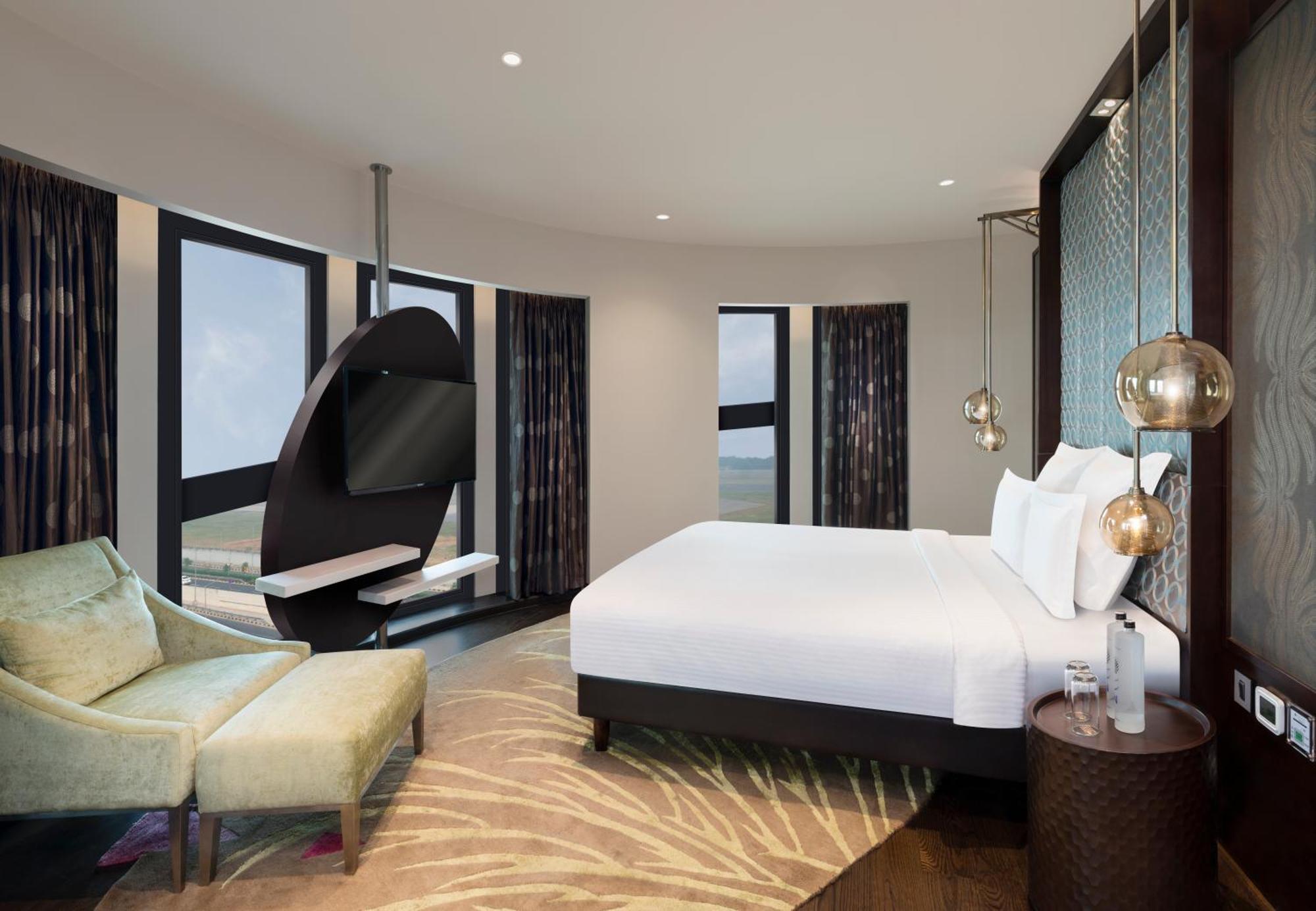 Pullman New Delhi Aerocity Exteriér fotografie Suite room at the hotel